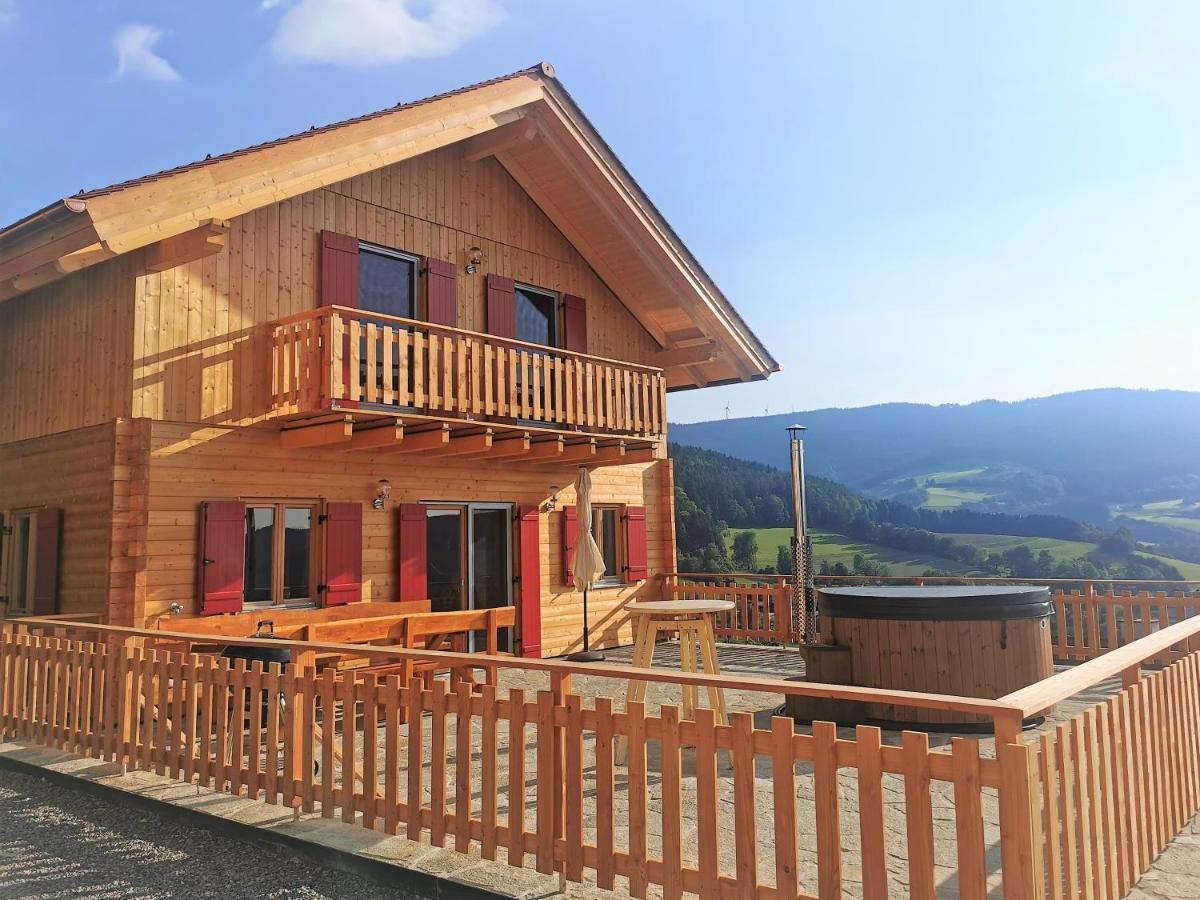 Bergchalet Am Waldrand - Pool, Sauna & Kamin Pöllauberg Exterior foto